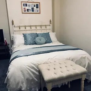  Homestay Centrally Located Double Bedroom In Leeds