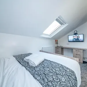  Homestay *ra12s* For Your Relaxed & Cosy + Free Parking + Free Fast Wifi *