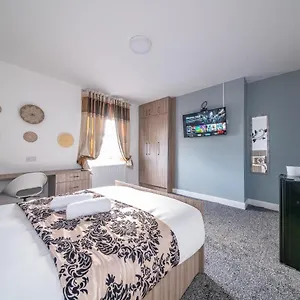  Homestay *rc12s* For Your Relaxed & Cosy + Free Parking + Free Fast Wifi *