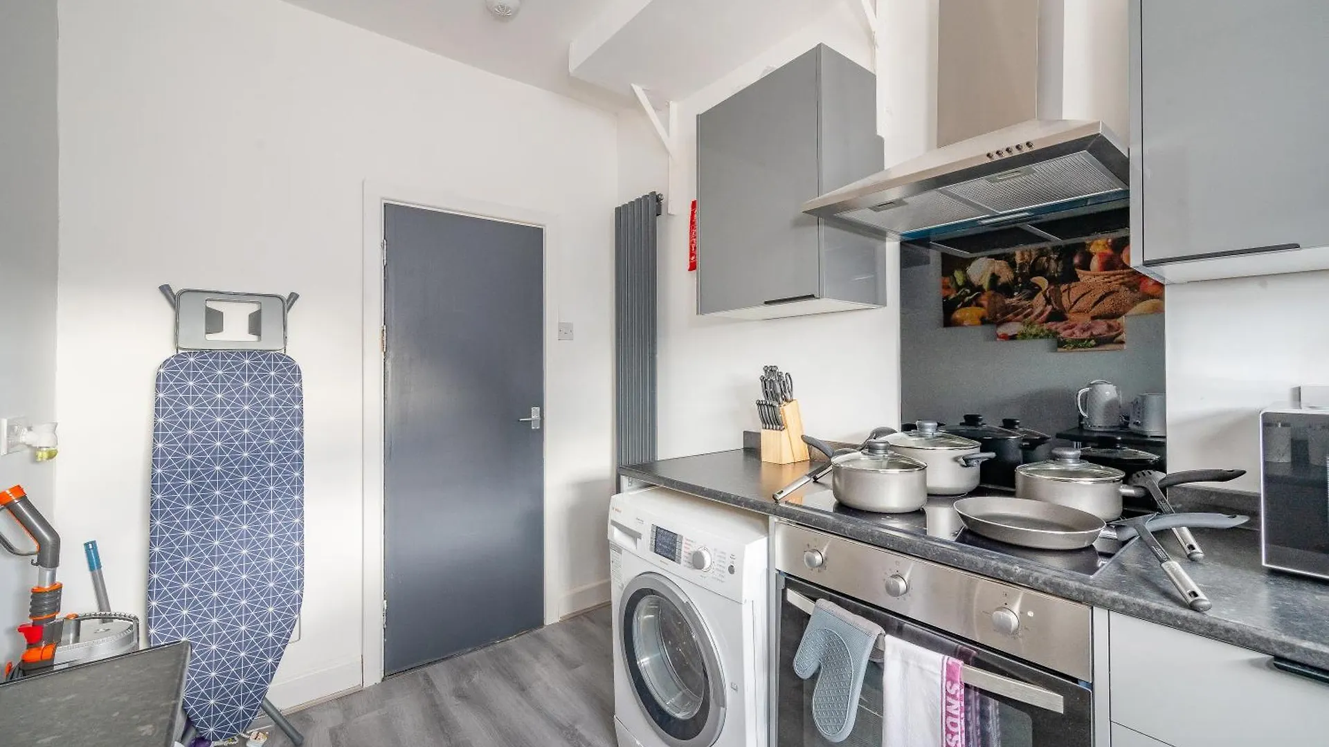 *Rb246* For Your Most Relaxed & Cosy Stay + Free Parking + Free Fast Wifi * Leeds  Reino Unido